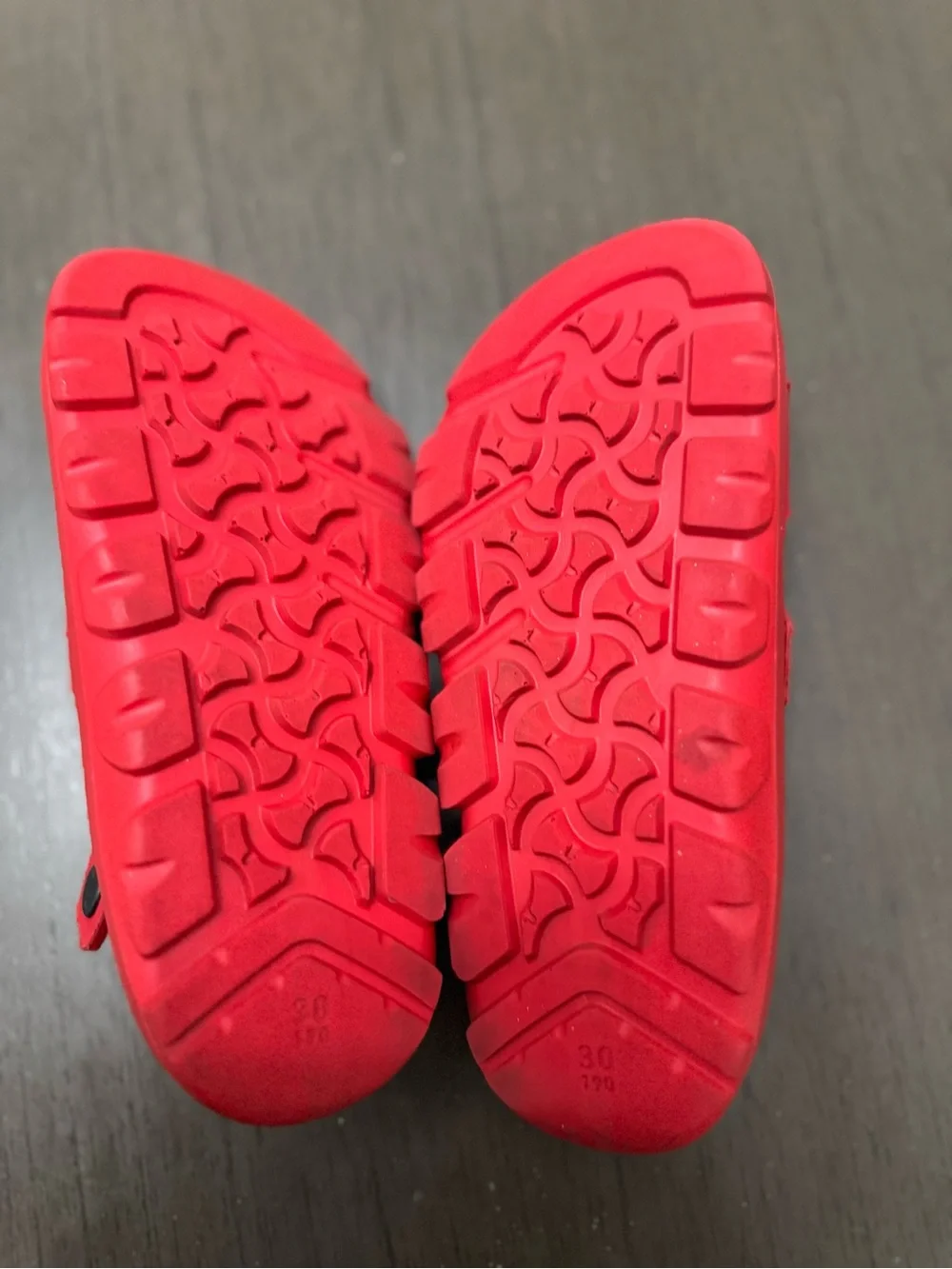 Birkenstock   Mogami HL  Kids Bright Red Double-Strap Sandals size EU30 us 12